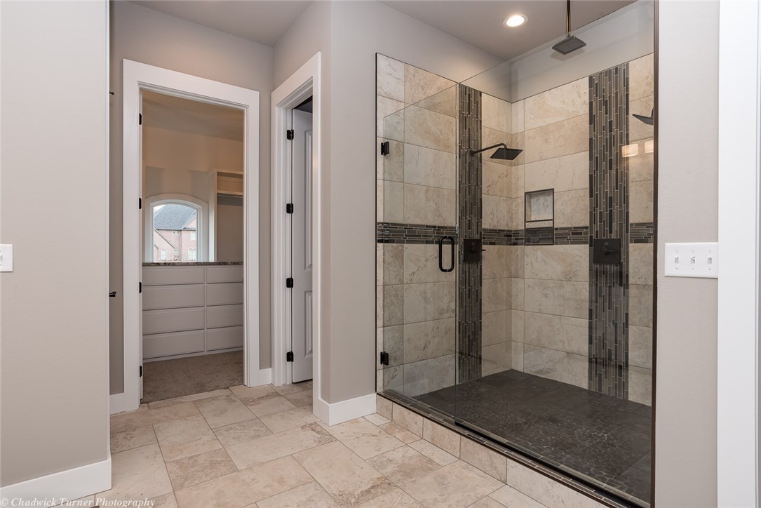 Oak Tree - Residential