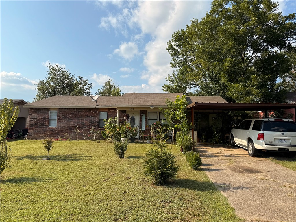 well kept house , with 3 bedrooms , and one and half bathroom , garage was converted into a storage , but can easily turn back into garage , or extra bedroomāāāāāāāāāāāāāāāāāāāāāāāāāāāāāāāā .