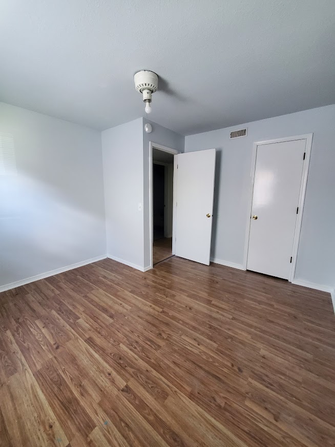 Sunset Estate 2nd Add Rogers - Residential Lease