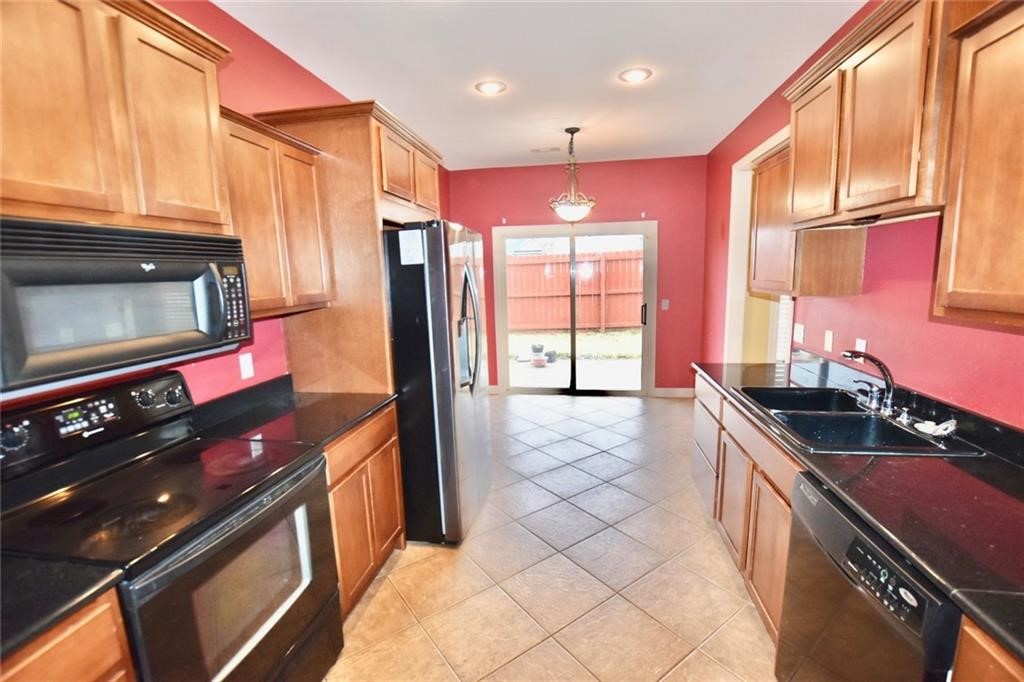 Sonoma Valley Sub Centerton - Residential Lease