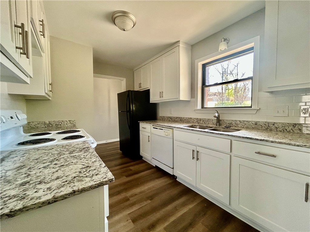 Essex Sub Bvv - Residential Lease