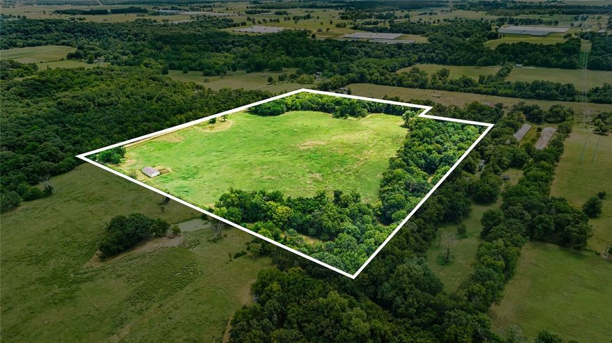 30.02 Acres M/L in Gentry – Prime Development Opportunity! Just 10 miles from XNA, this 30.02-acre property offers endless potential with utilities already available—including gas, water, and electric. Featuring beautiful house sites with sweeping views, this land is perfect for a private estate, small development, or investment property. A 30x60 barn with electric and water is already on-site, adding immediate value and functionality. With its combination of location, infrastructure, and scenic setting, this tract is a rare find in the Gentry area. Don’t miss your chance to own land in one of Northwest Arkansas’ fastest-growing regions!