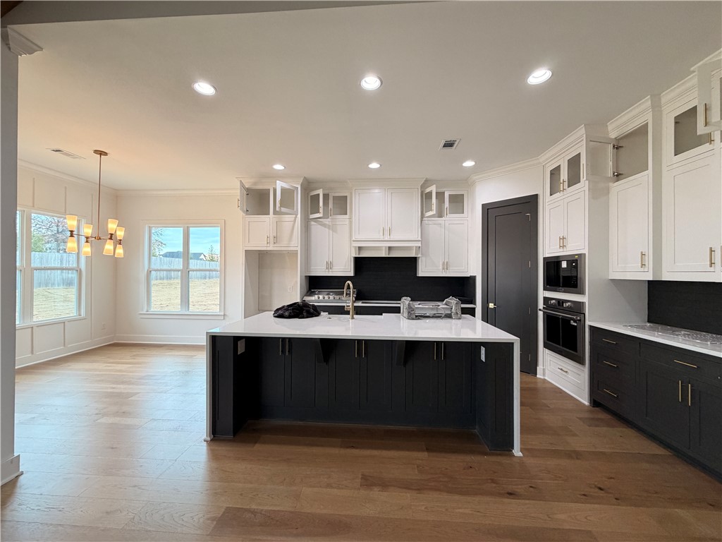 Crescent View - Residential