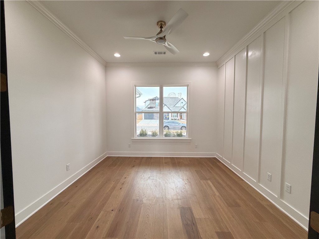 Crescent View - Residential