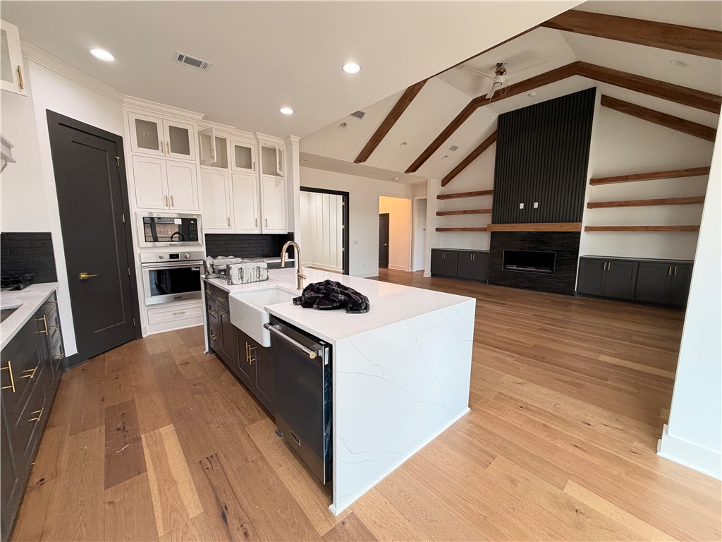 Crescent View - Residential