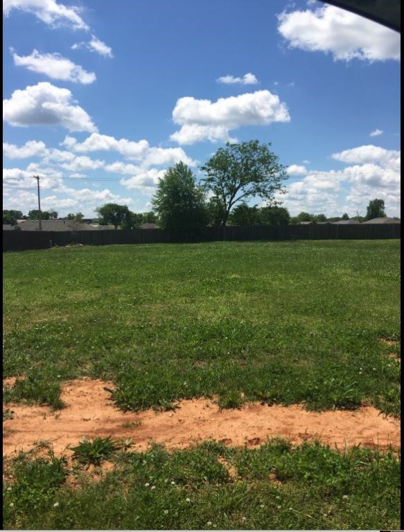 One of the last available lots left in North Fork. Great flat, open lot that is ready to be built on. Seller also owns adjacent lot to the west.