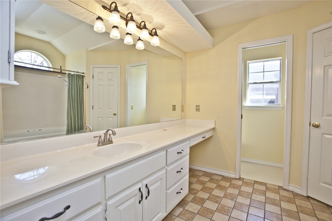 Sturbridge Sub Bentonville - Residential Lease