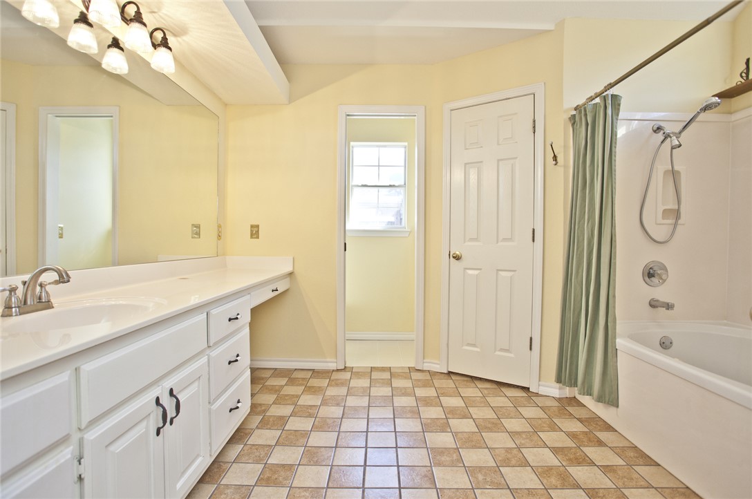 Sturbridge Sub Bentonville - Residential Lease