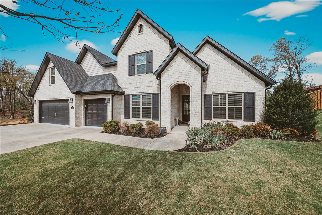 Angel Falls - Residential