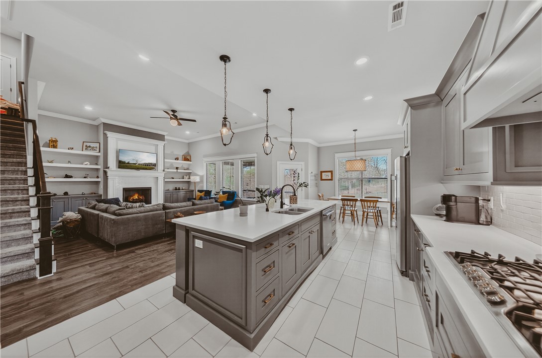 Angel Falls - Residential