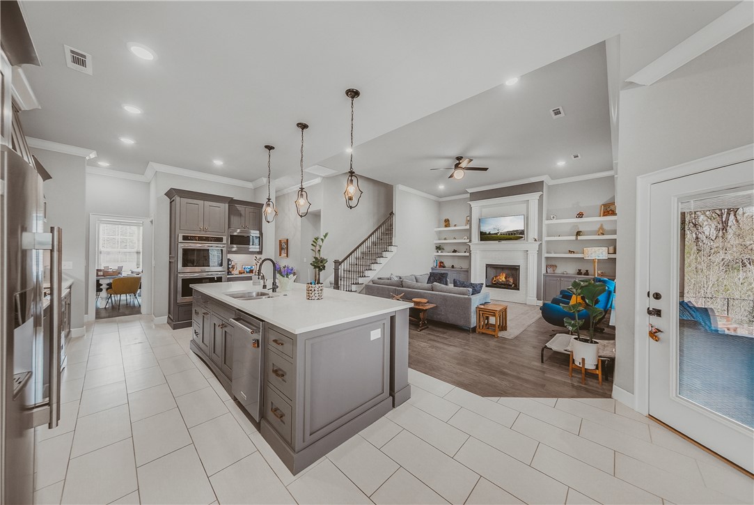 Angel Falls - Residential