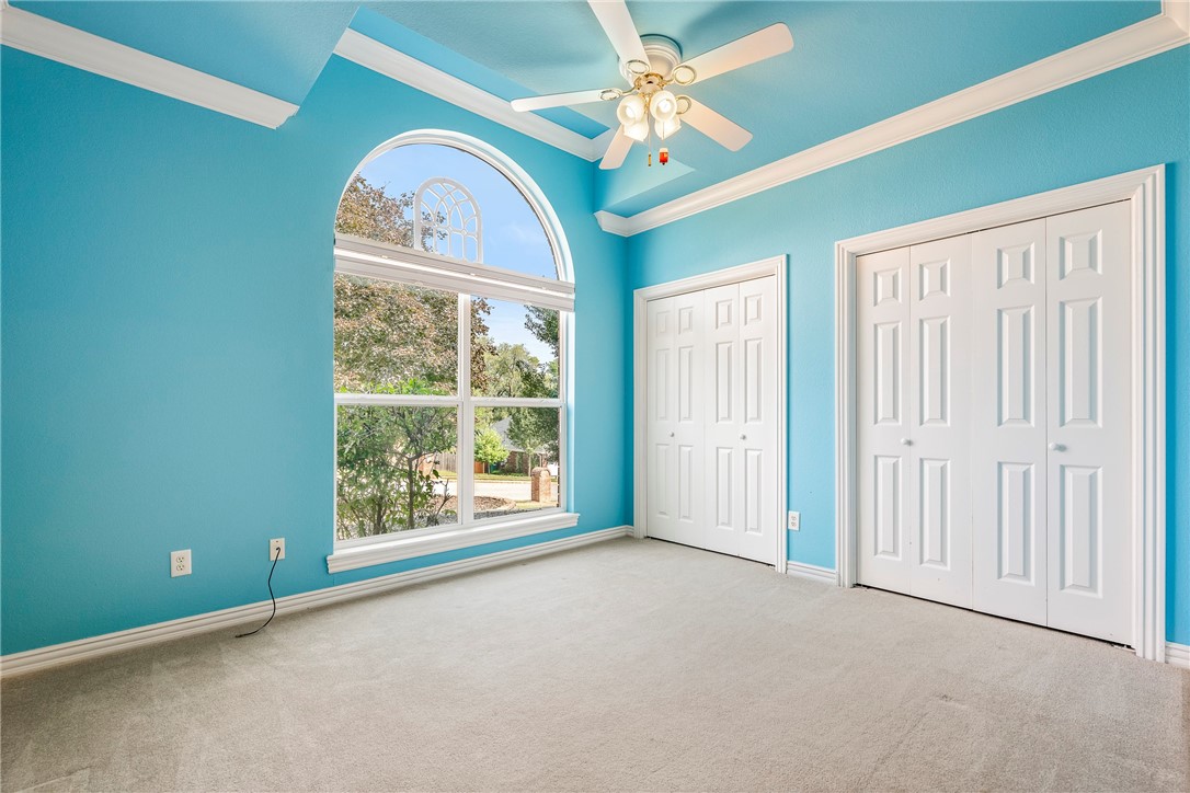 Shady Oaks - Residential