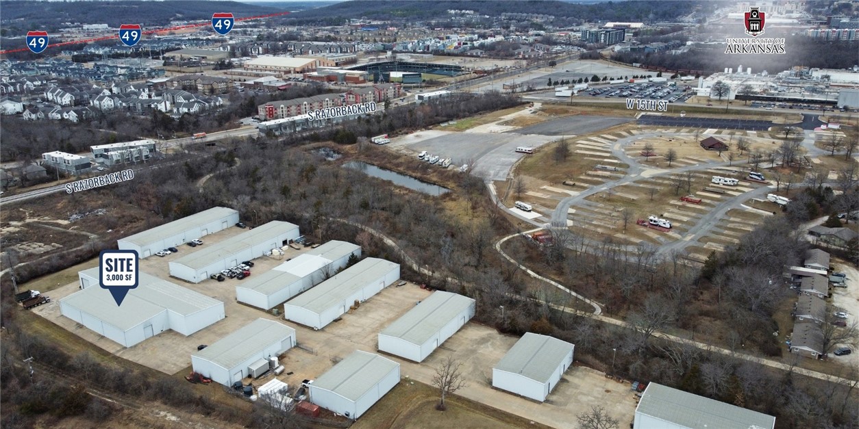 Space Center Hpr - Commercial Lease