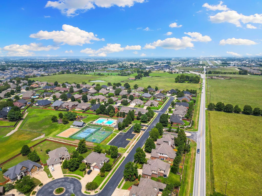 Lochmoor Club Sub Bentonville - Residential