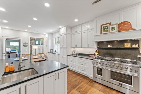 Photo of 5204 SW Ridge Mont Road, Bentonville, AR 72713 (MLS # 1326195)