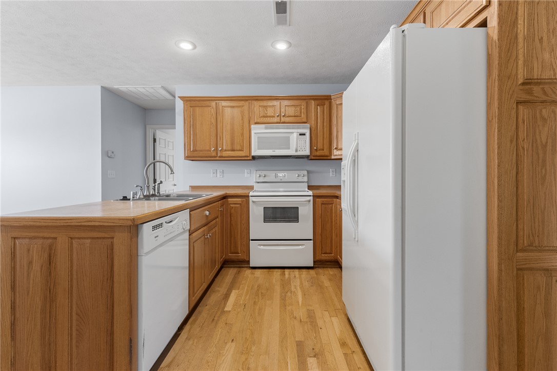 Quail Valley Condominiums - Residential