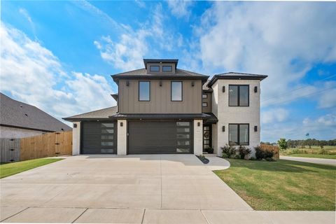 Photo of 1911 Gaines Street, Pea Ridge, AR 72751 (MLS # 1335523)