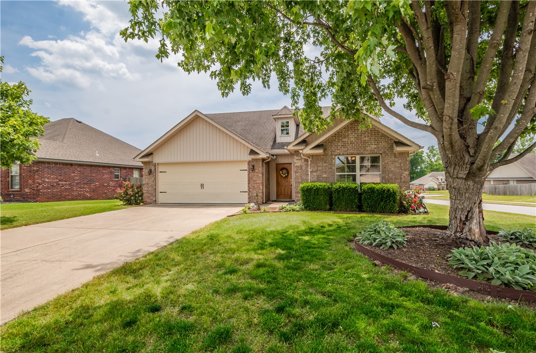 Riverwalk Farm Estate Ph Ii Bentonville - Residential