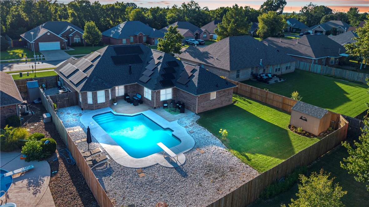 College Place - Residential