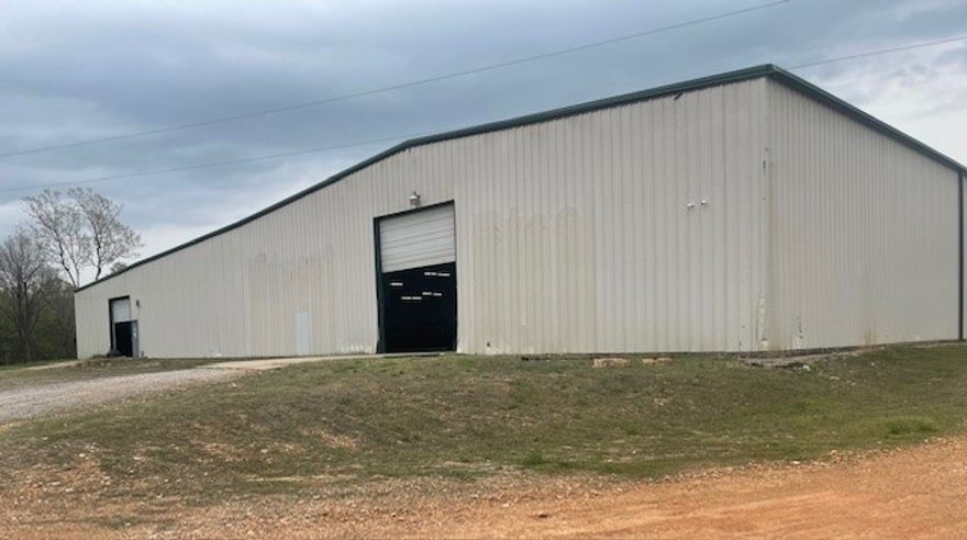 This is an excellent purchase price for this 31,678 manufacturing building, which could also be used for a warehouse. Separate 3,053 office building that was built in 2007. New 3 phase electrical in warehouse that cost the owner $75,000. Several plugs for the 3 phase. Also air compressor with twin screws. New lighting in warehouse. Fiber optic in office.