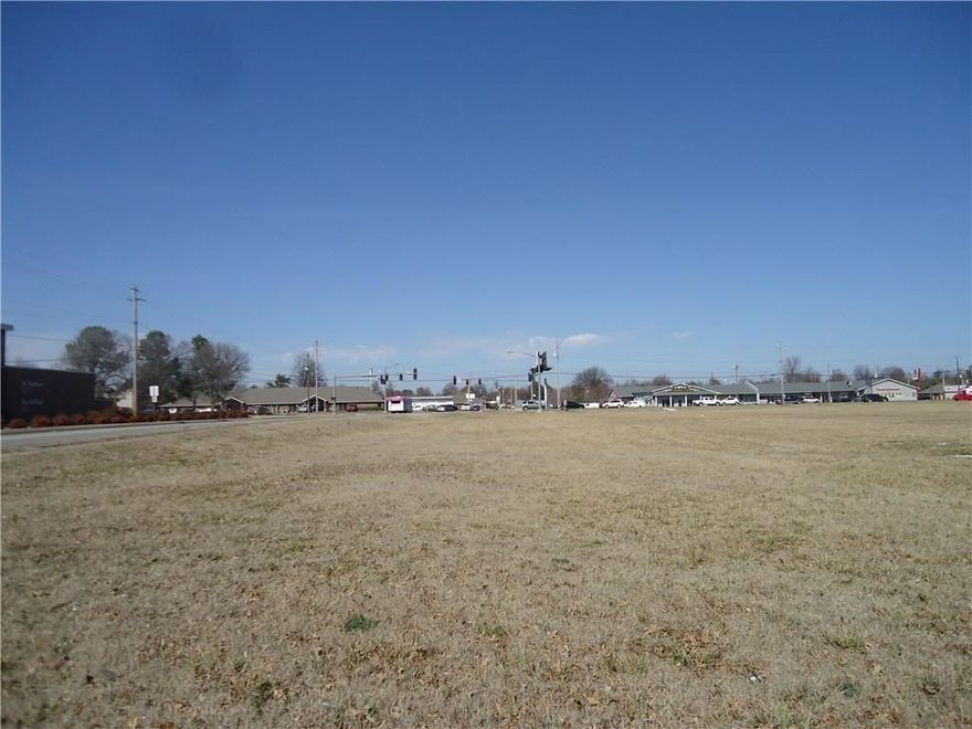 2 +/- acres commercial lot zoned C-2. Traffic count is 26,000 VPD. Price is 13.50 per square foot. 6-way traffic light at intersection.