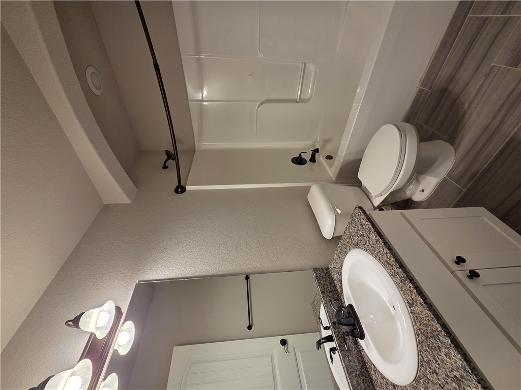 Chelsea Point Ii Rogers - Residential Lease