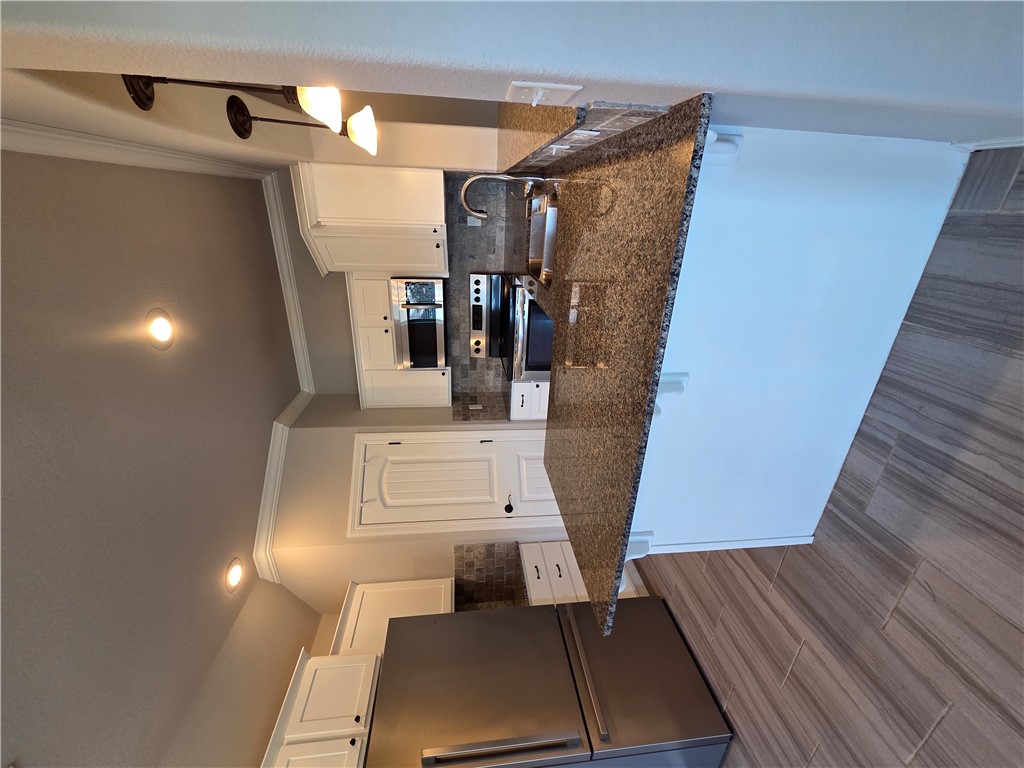 Chelsea Point Ii Rogers - Residential Lease