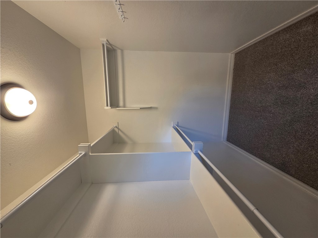Chelsea Point Ii Rogers - Residential Lease