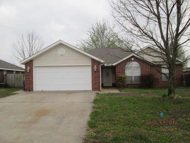 Brick 3 bedroom 2 bath split floor plan in a great location near Wal Mart home office. Wonderful backyard with a storage shed and gazebo to sit out and enjoy your morning coffee. To apply go to: https://www.rentcryeleike.com/NW-Arkansas/