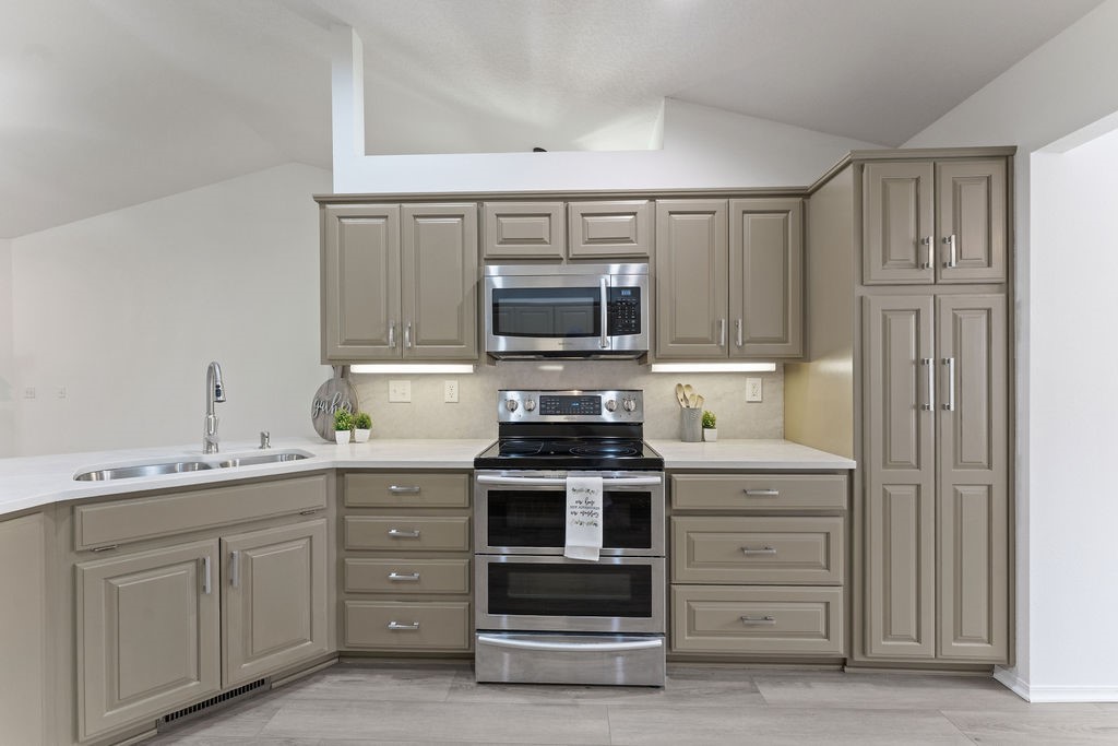 Hampstead Sub Bvv - Residential