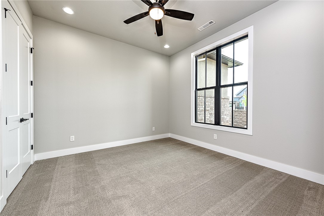 Averie Estates Cave Spgs - Residential