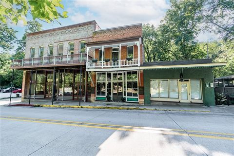 63 N Main Street Eureka Springs AR 72632