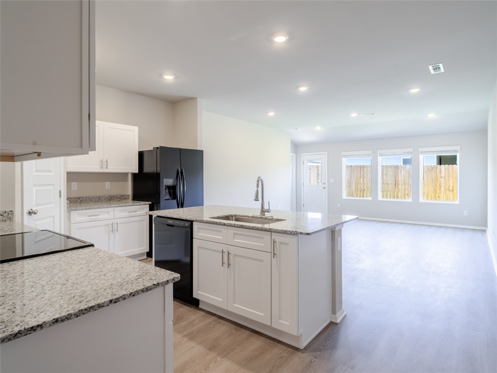 Woodward Park Ph Ii Highfill - Residential Lease