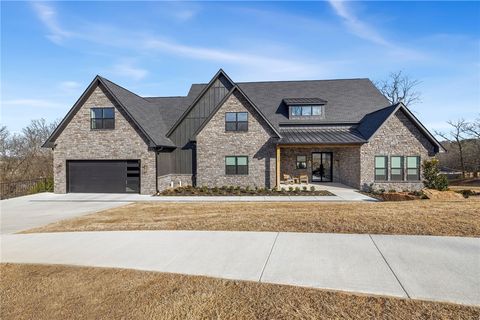 Photo of 480 Ozark View Drive, Fayetteville, AR 72703 (MLS # 1339838)
