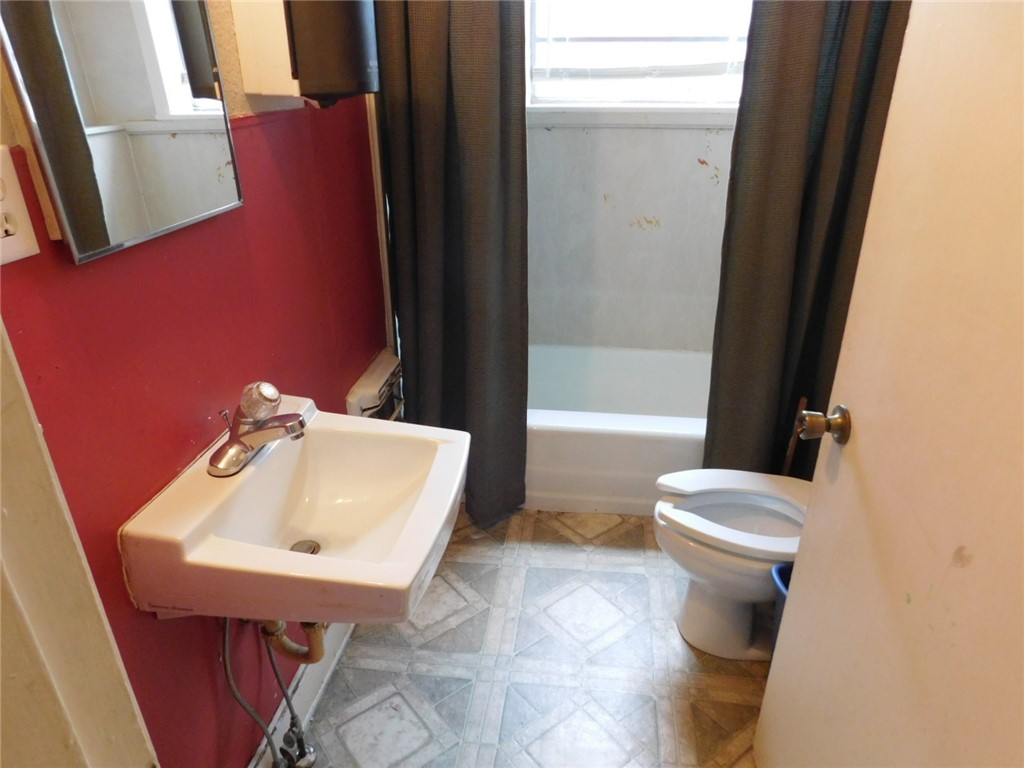 none - Residential Income