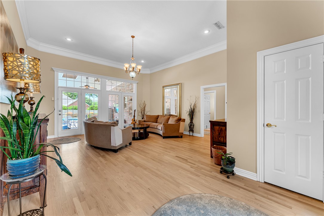 Yorktowne Square Ph III - Residential