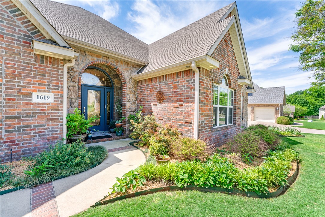Yorktowne Square Ph III - Residential