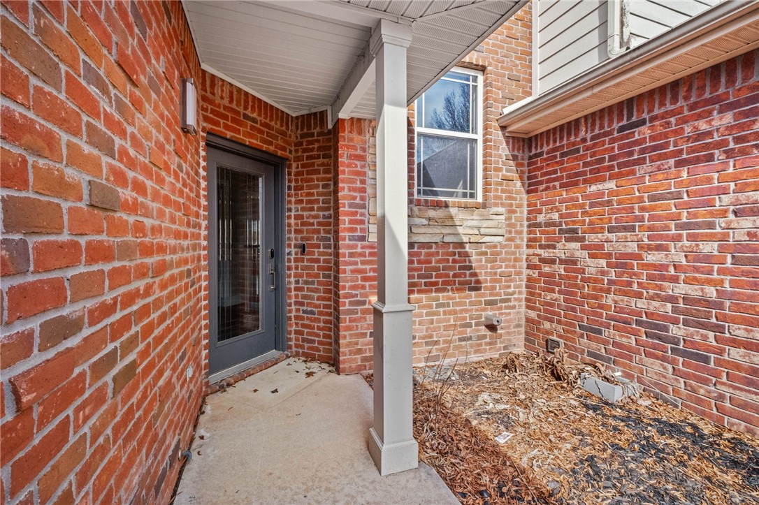 Shadow Valley Twnhms Ph 1 Rogers - Residential Lease