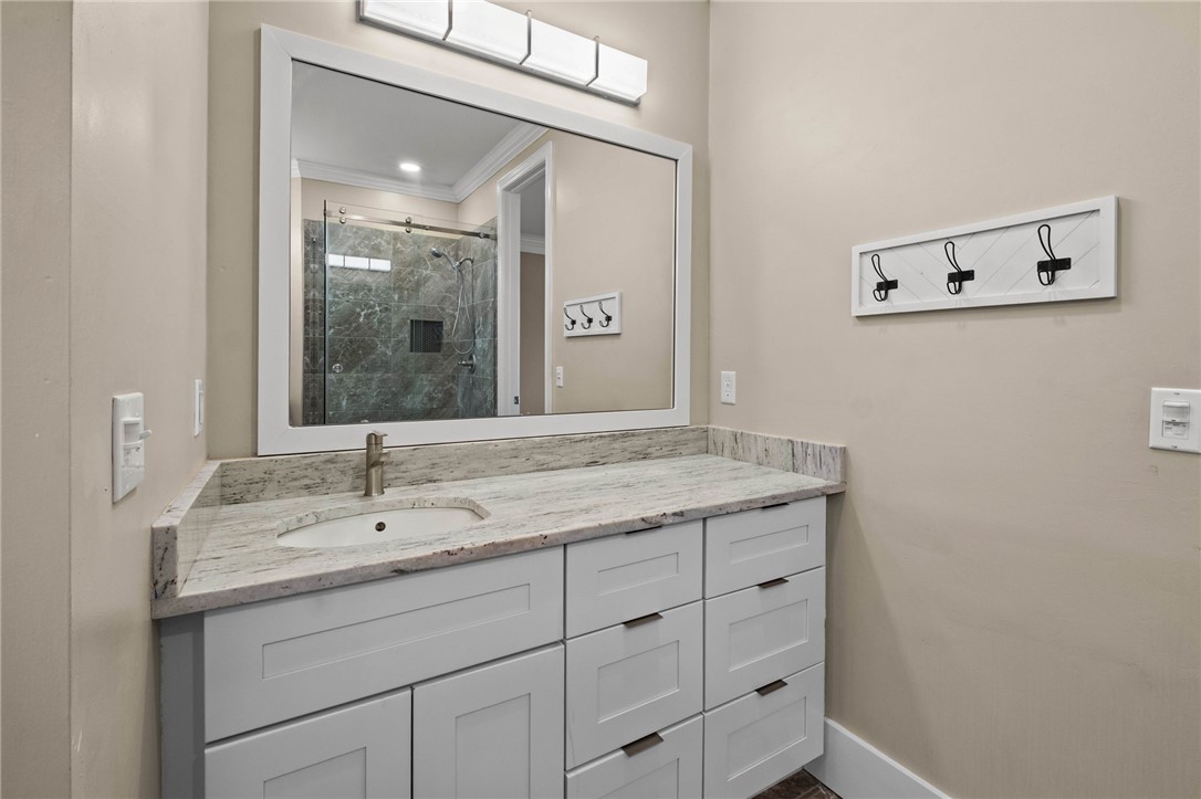 Shadow Valley Twnhms Ph 1 Rogers - Residential Lease