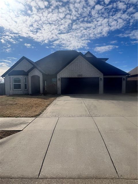 Photo of 2201 SW Montana Avenue, Bentonville, AR 72713 (MLS # 1336353)