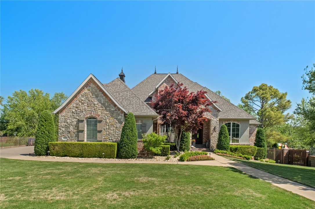 Manors - Residential