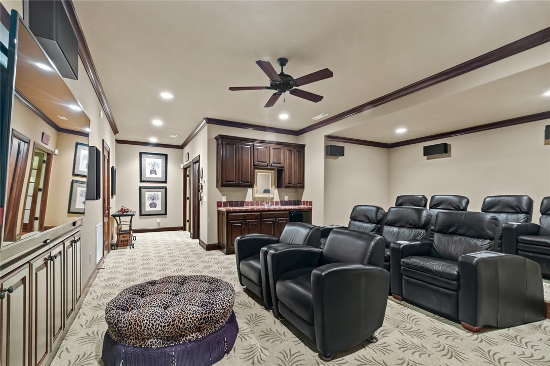 Manors - Residential