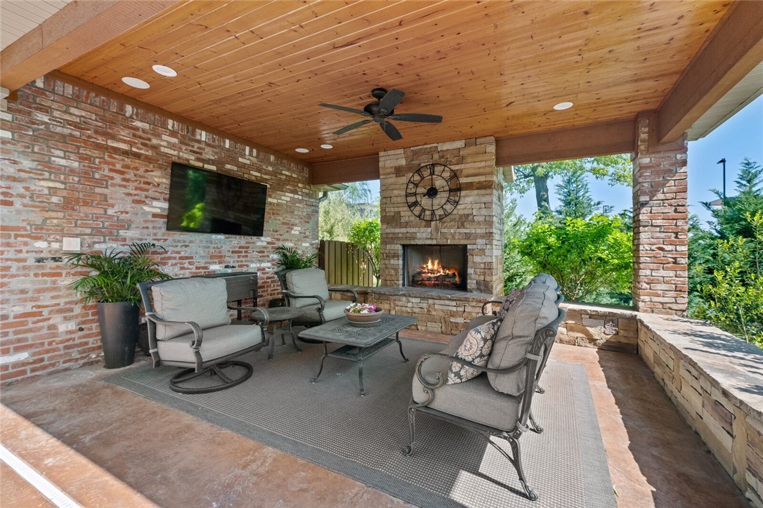 Manors - Residential