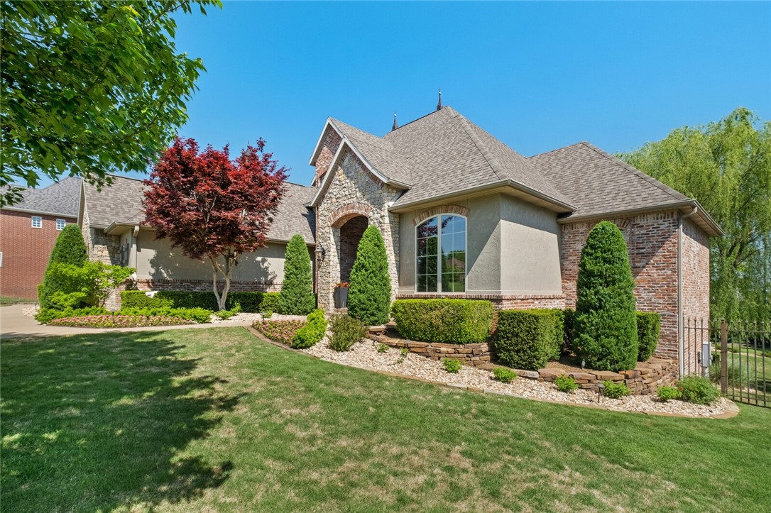 Manors - Residential