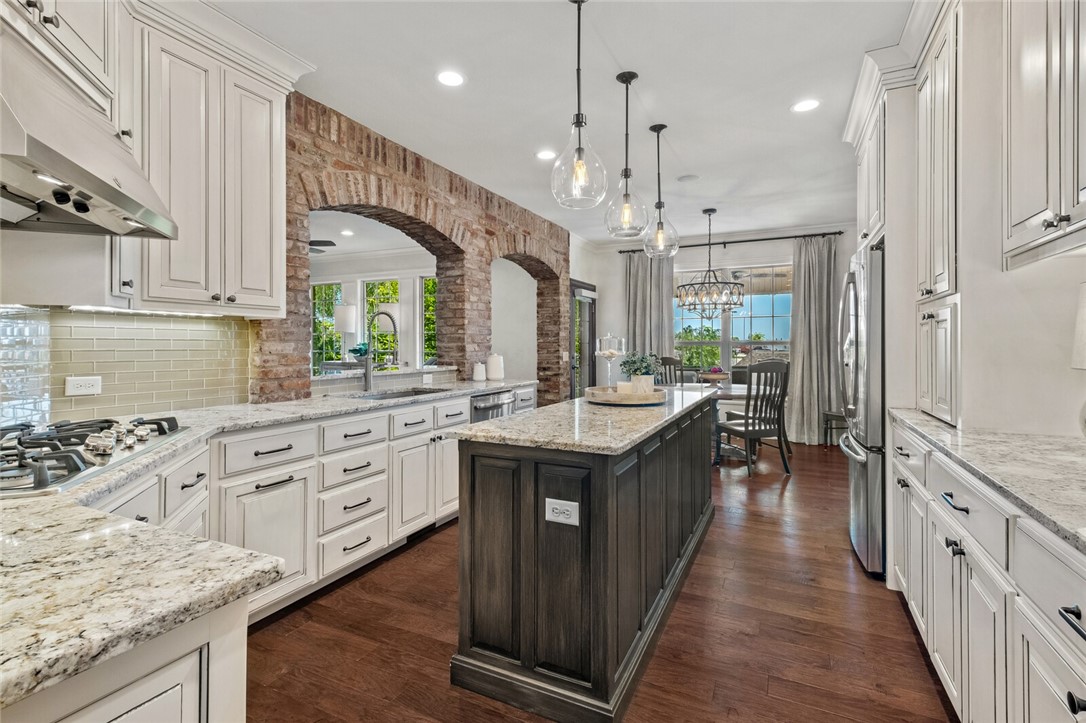 Manors - Residential