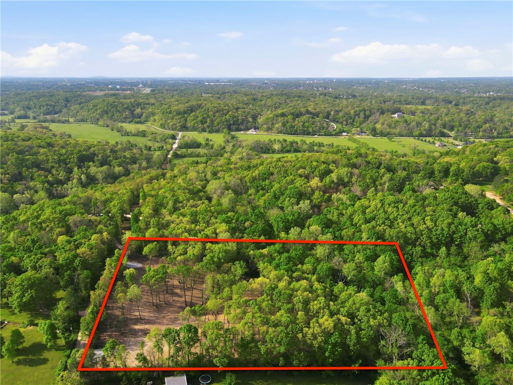 Woodridge Manor - Land