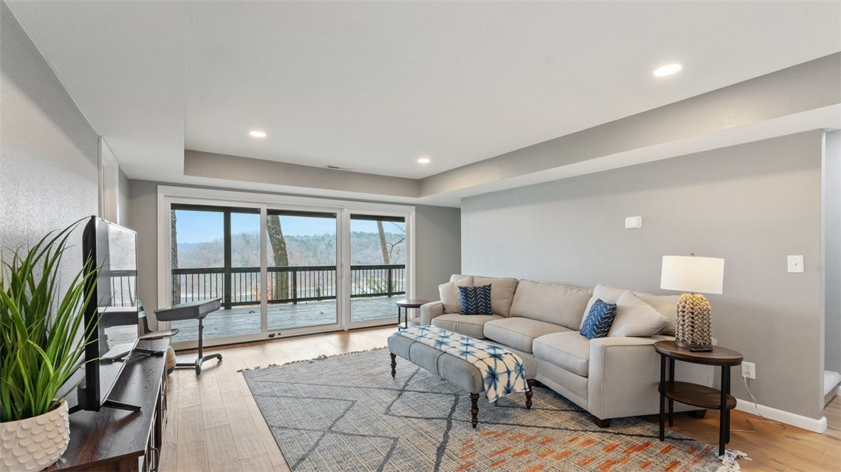 Runnymede Rev Sub Rurban - Residential