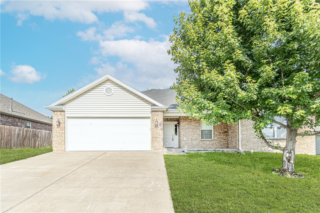 Perfectly located Centerton home! Tucked away in safe and friendly neighborhood and close to great schools! Home has plenty of upgrades including new luxury vinyl flooring, carpet in rooms, paint, dining room light, and trim/baseboards in living room & hallway. Lots of storage, lovely open floor plan, and spacious/private backyard create tons of opportunity for entertainment.