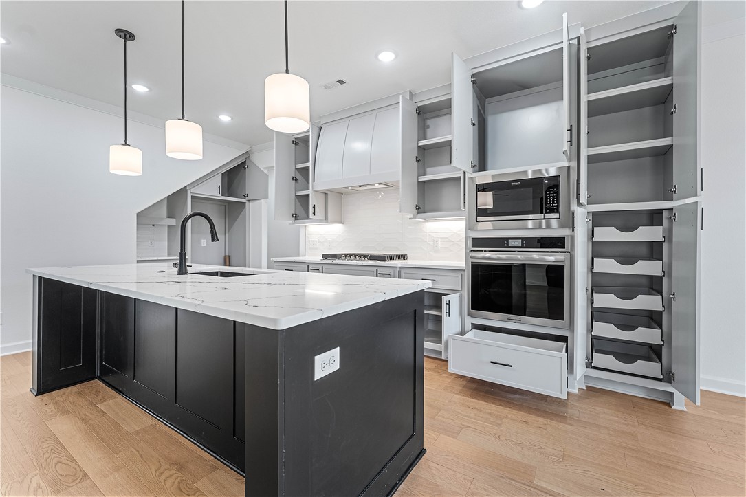 Hillcrest - Residential