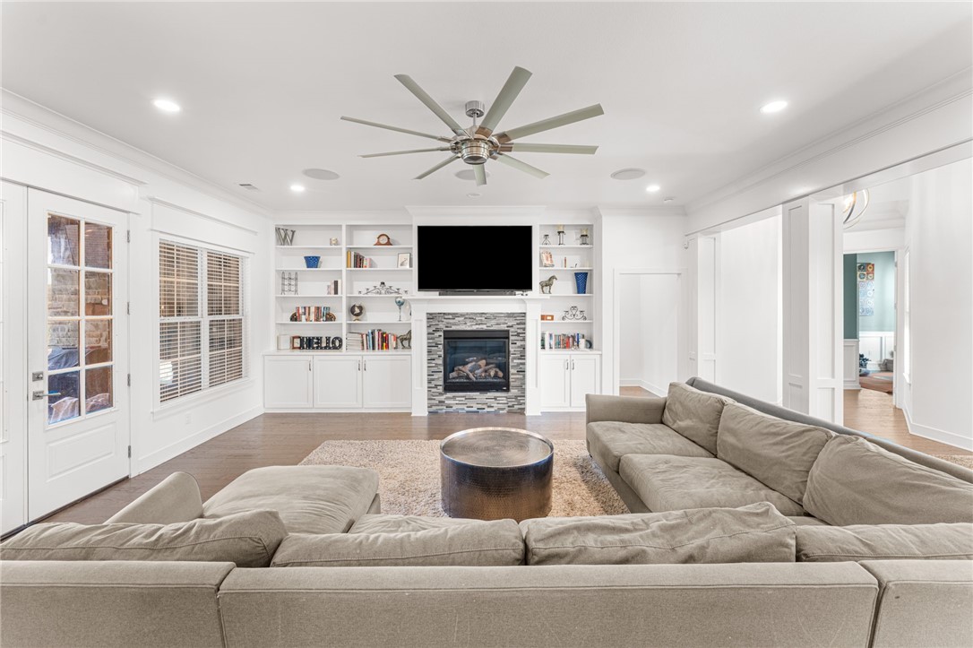 Harber Meadows Ph Xx - Residential